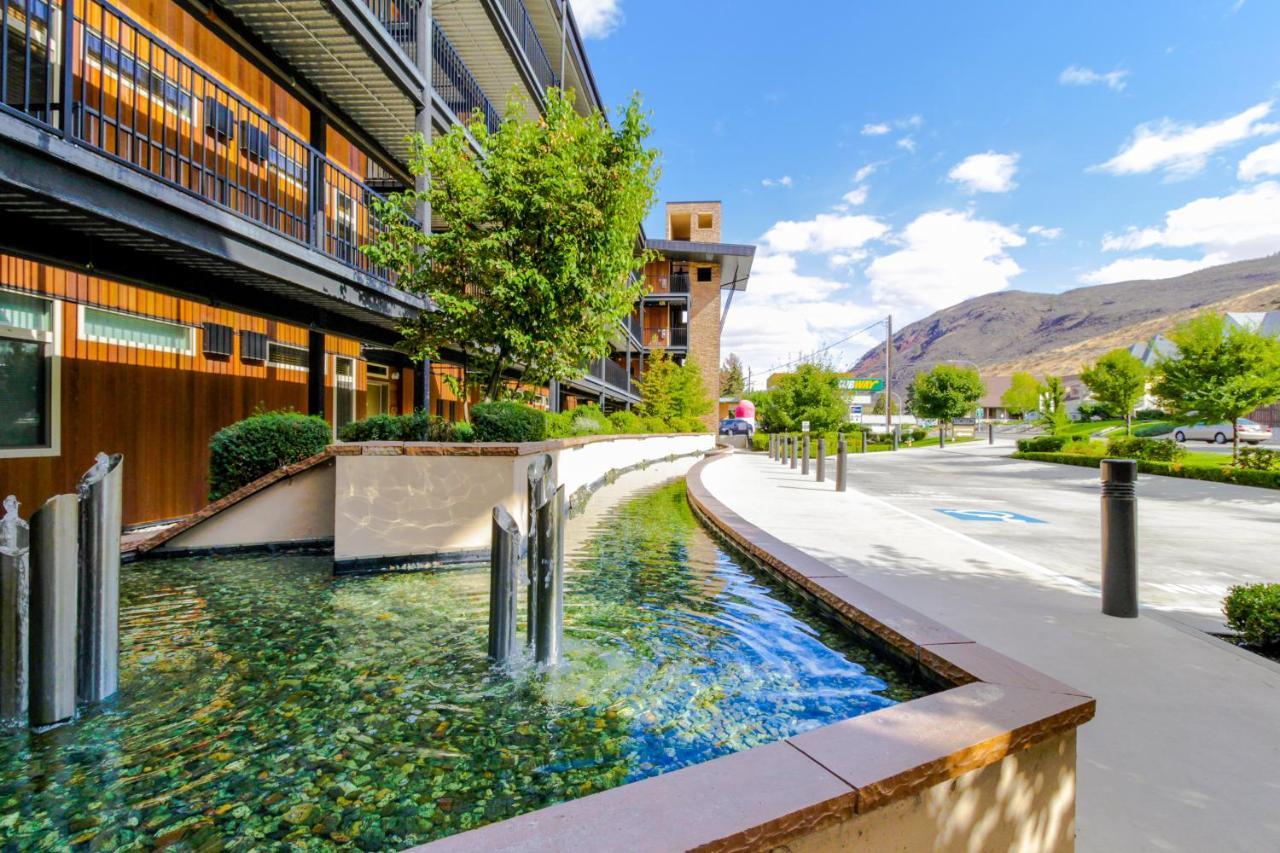 Chelan Resort Suites: Water Sunset  Exterior foto