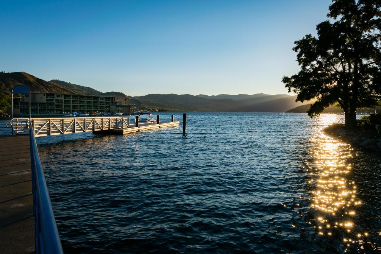 Chelan Resort Suites: Water Sunset  Exterior foto